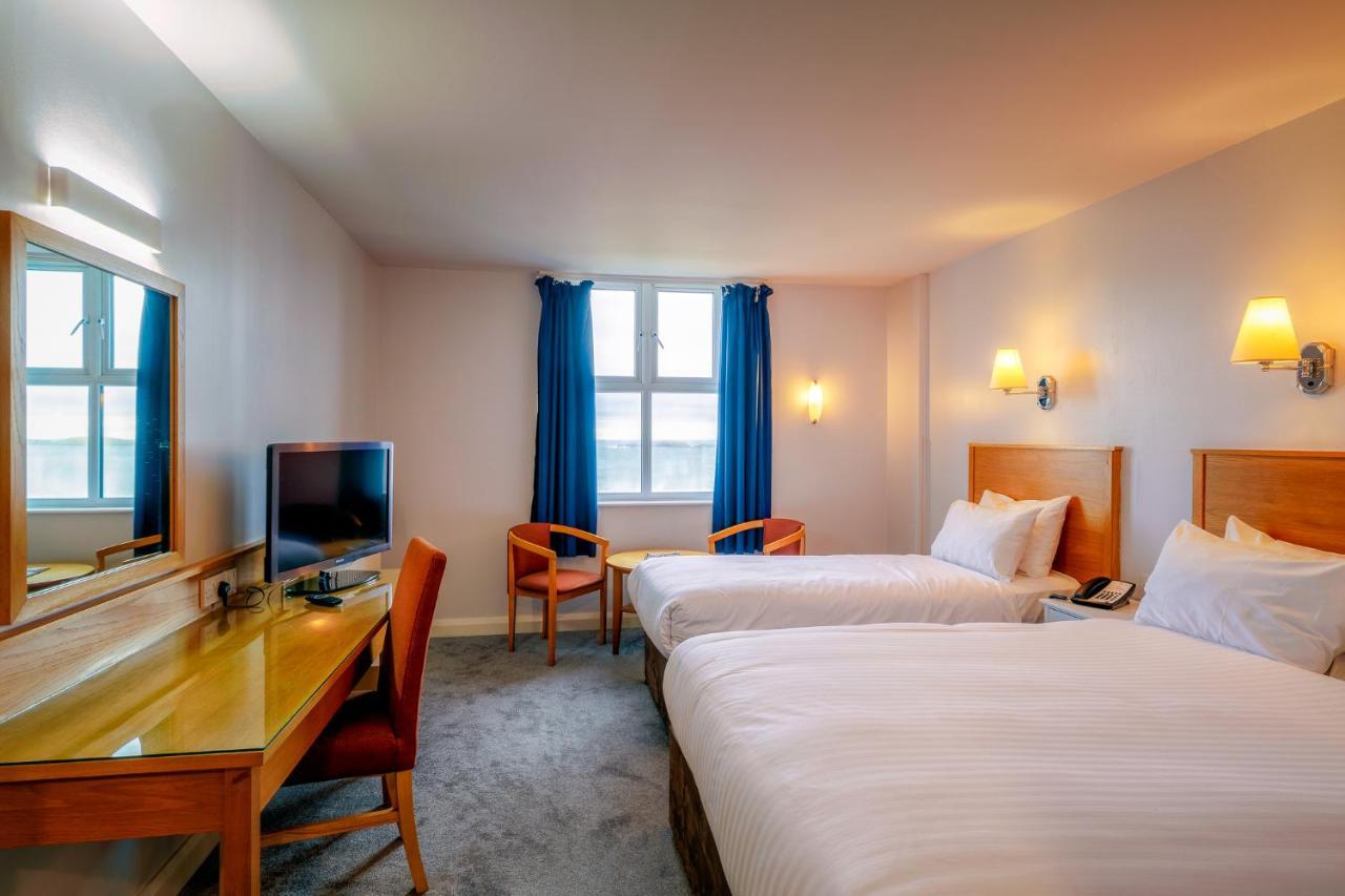Portrush Atlantic Hotel Экстерьер фото