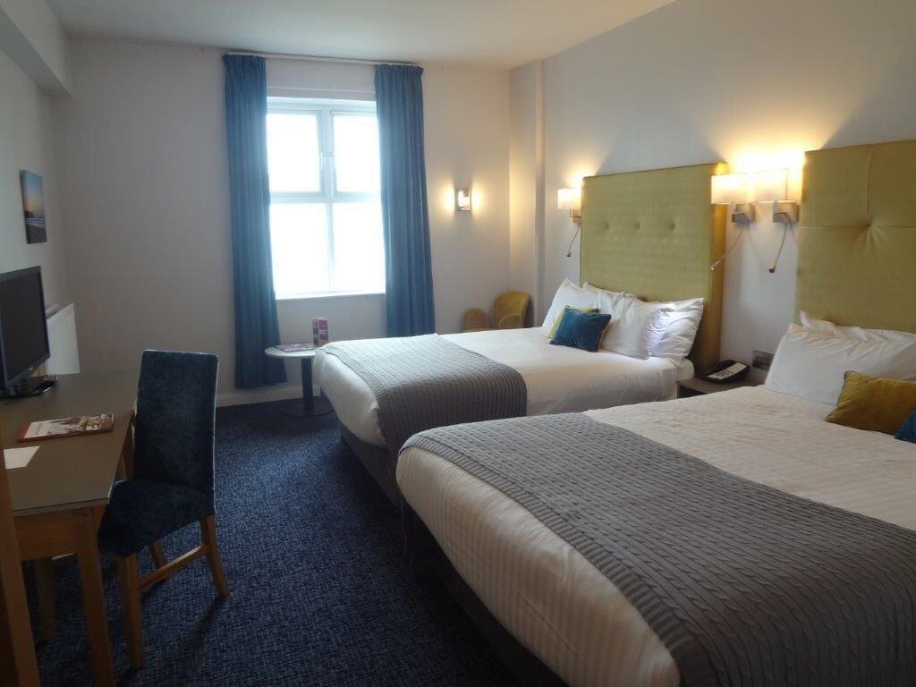 Portrush Atlantic Hotel Экстерьер фото