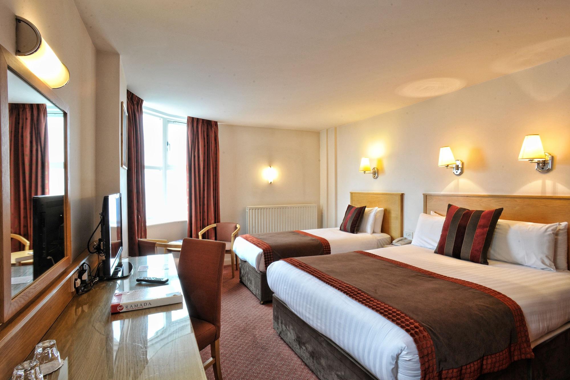 Portrush Atlantic Hotel Экстерьер фото