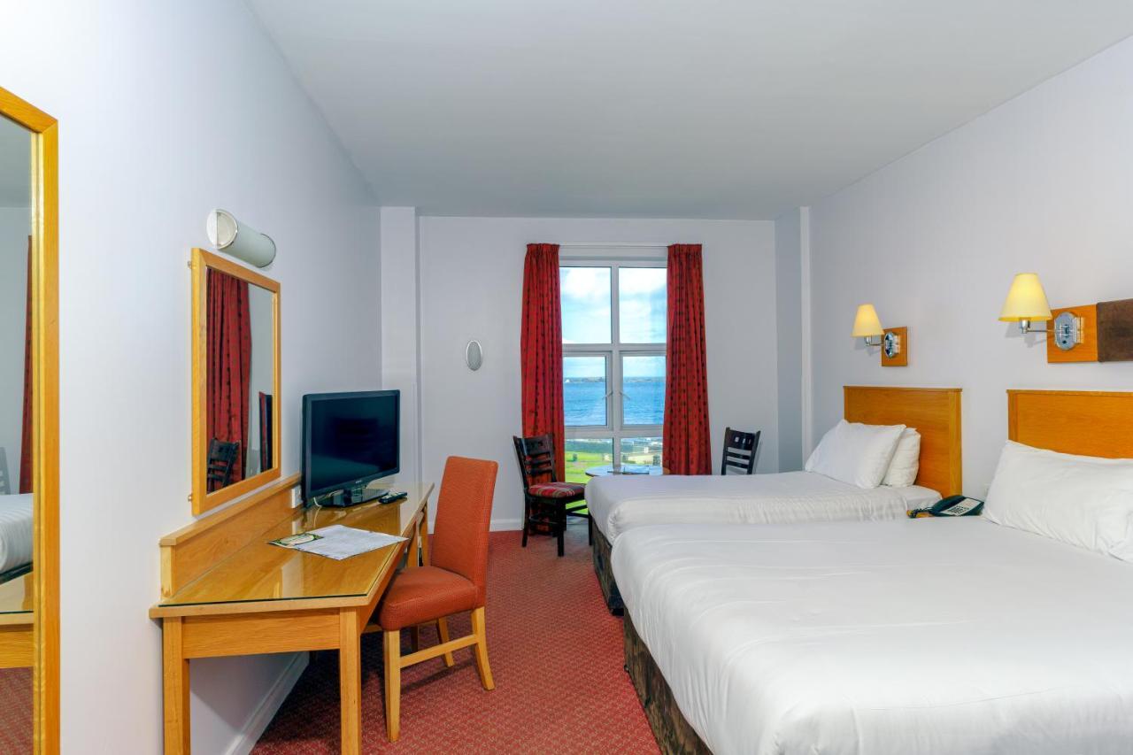 Portrush Atlantic Hotel Экстерьер фото